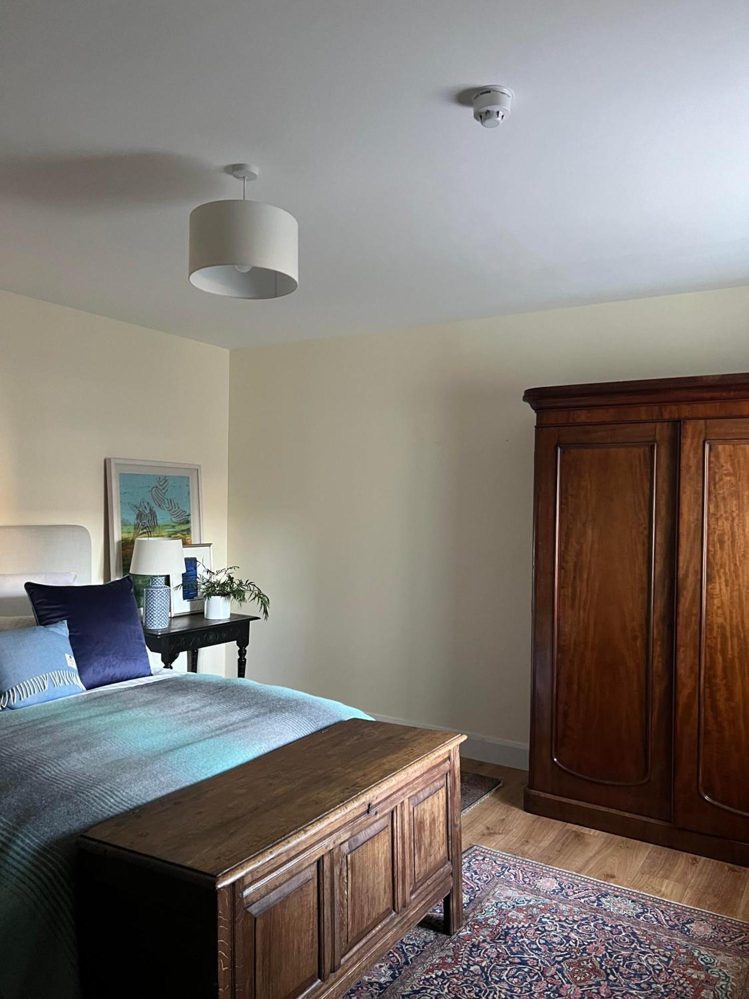 Riverfront Apartments At The Blue Goat Ramelton Buitenkant foto